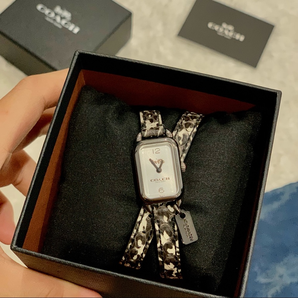 Coach Women's Ludlow Double Wrap Watch